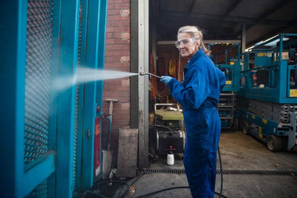 Garage Pressure Washing in Wolcott, IN